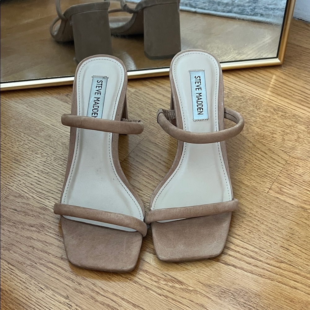 Steven Madden tan suede heel sandals